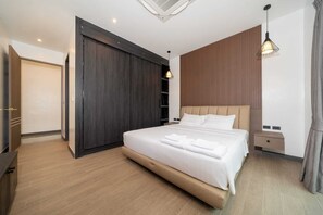 Luxury-Villa, Poolblick