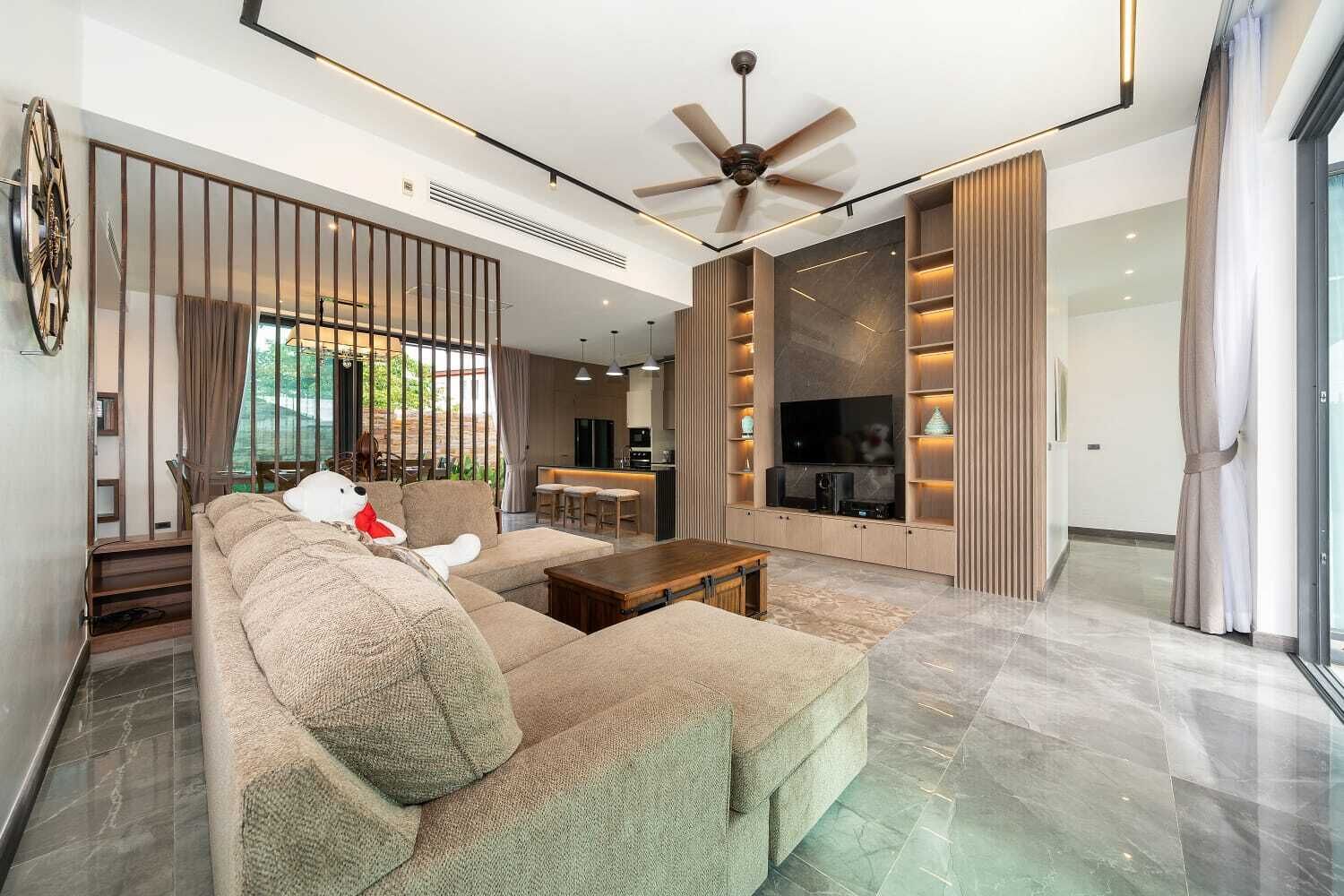 Luxury Villa, Pool View | Living area