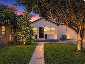 Exterior - Miami Retreat • Minutes to Wynwood & Beach (Miami)