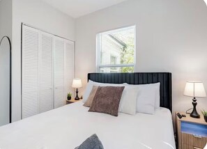 4 bedrooms, iron/ironing board, free WiFi, bed sheets - Miami Retreat • Minutes to Wynwood & Beach (Miami)