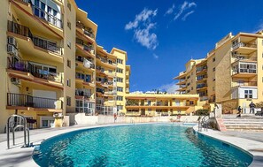 Pool - 2 bedroom nice apartment in Fuengirola (Fuengirola)