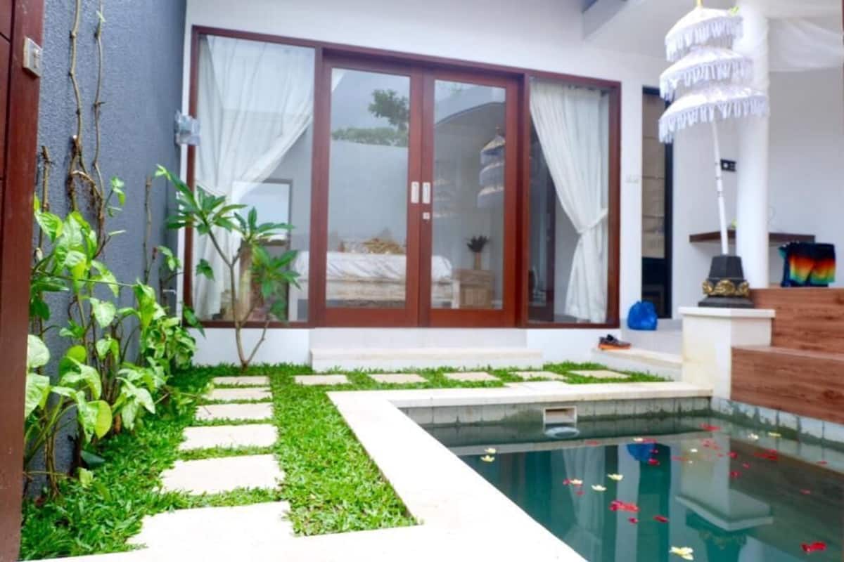 Deluxe Double Room, Balcony, Pool View