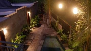 Chambre Double Supérieure, vue établissement | Piscine | Piscine extérieure