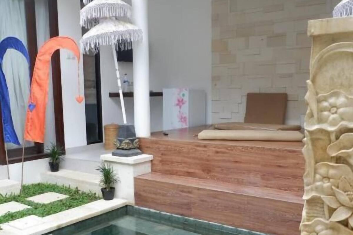 Deluxe Double Room, Balcony, Pool View | Spa | Hot stone massages, massages