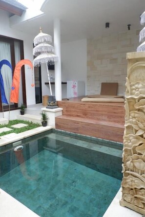 Deluxe Double Room, Balcony, Pool View | Spa | Hot stone massages, massages - canang gardens (Ubud)