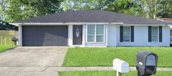 4 bedroom+3.5 baths Near LSU & I-12