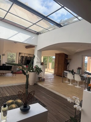 Interior - Villa Serena, a haven of peace... (La Cadière-d'Azur)