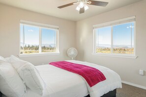 Unclassified image, 4 of 41, button