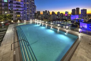 Pool - Miami•World Cup 2026•Rooftop Pool•BBQ•Gym•Parking (Miami)