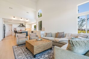 Nicht klassifiziertes Bild, 2 von 60, Schaltfläche