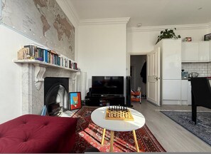 House - Stylish 2-bed Flat in Earl s Court Central London (London)