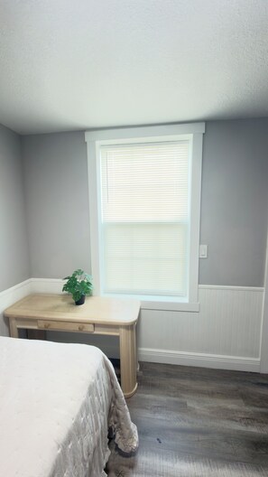 熨斗/熨衣板、WiFi、床单