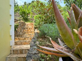 Apartment (Three Bedroom Apartment with Terrace) | Staircase