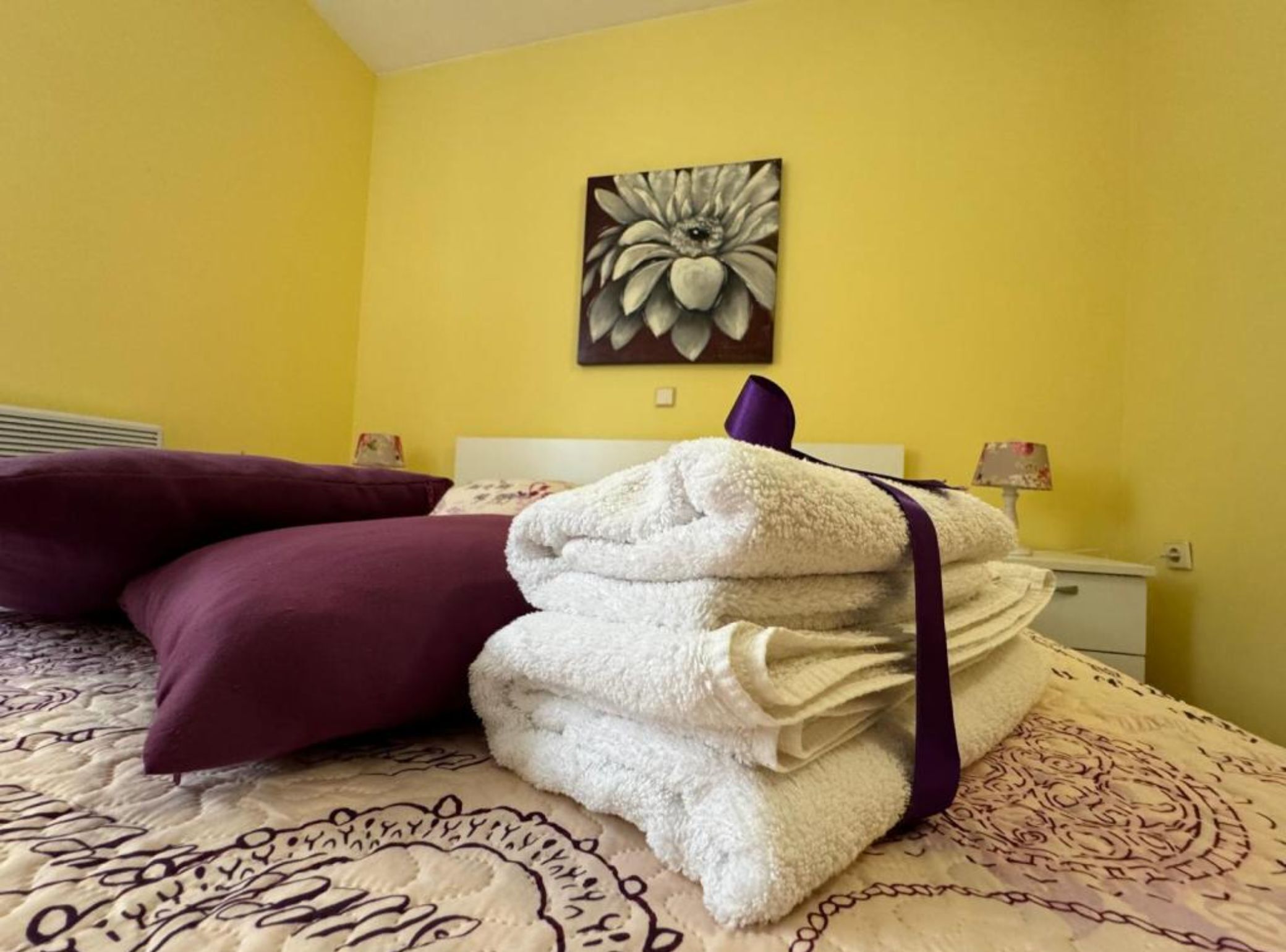 Apartment (Three Bedroom Apartment with Terrace)