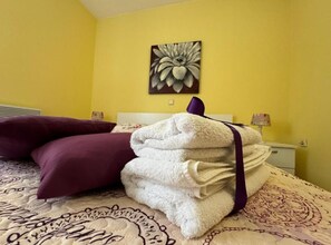 Apartment (Three Bedroom Apartment with Terrace)