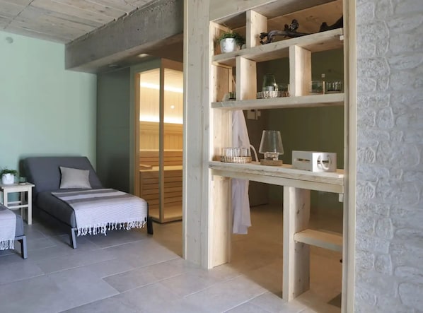 House (Three bedroom Vila with pool) - Villa Ulika With Pool (Malinska-Dubasnica)