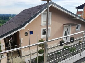 Nhà (Four bedroom Villa with Hot Tub) | Ngoại thất