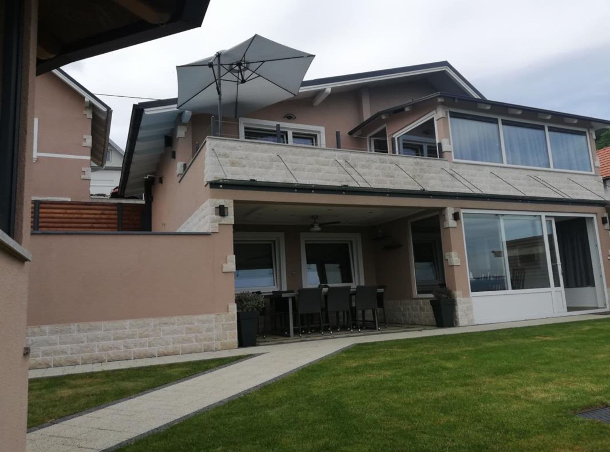 Nhà (Four bedroom Villa with Hot Tub) | Ngoại thất