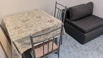 Apartment (One bedroom apartment (Mali)) | Dining room