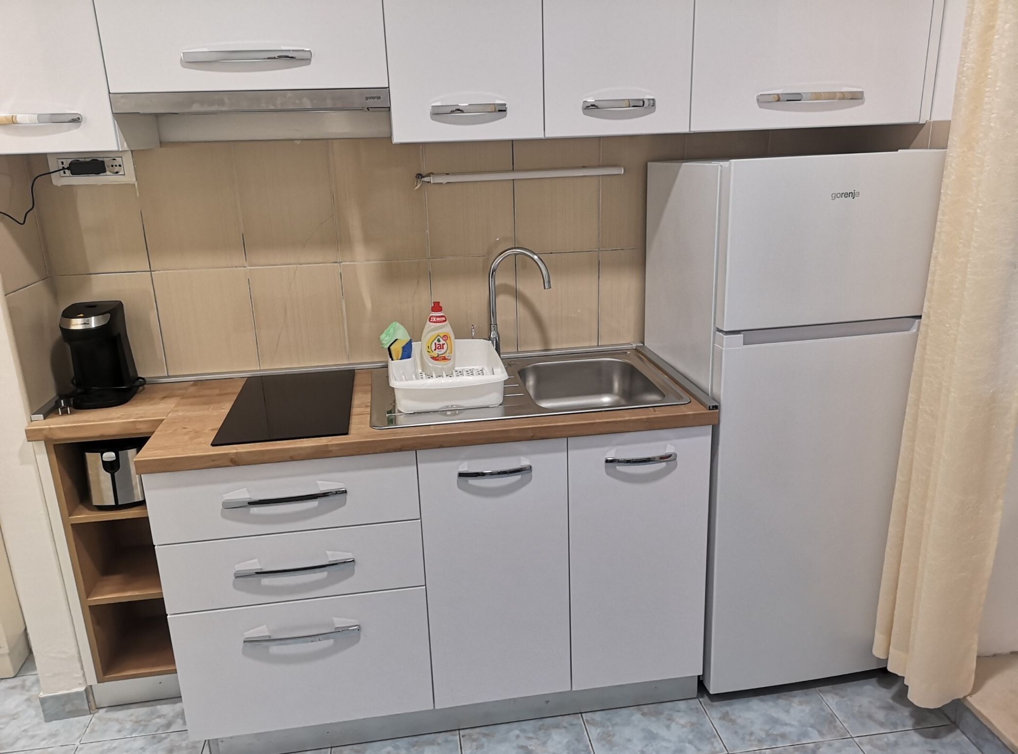 Apartment (Four bedroom apartment (Veliki)) | Eigene Küche | Kühlschrank