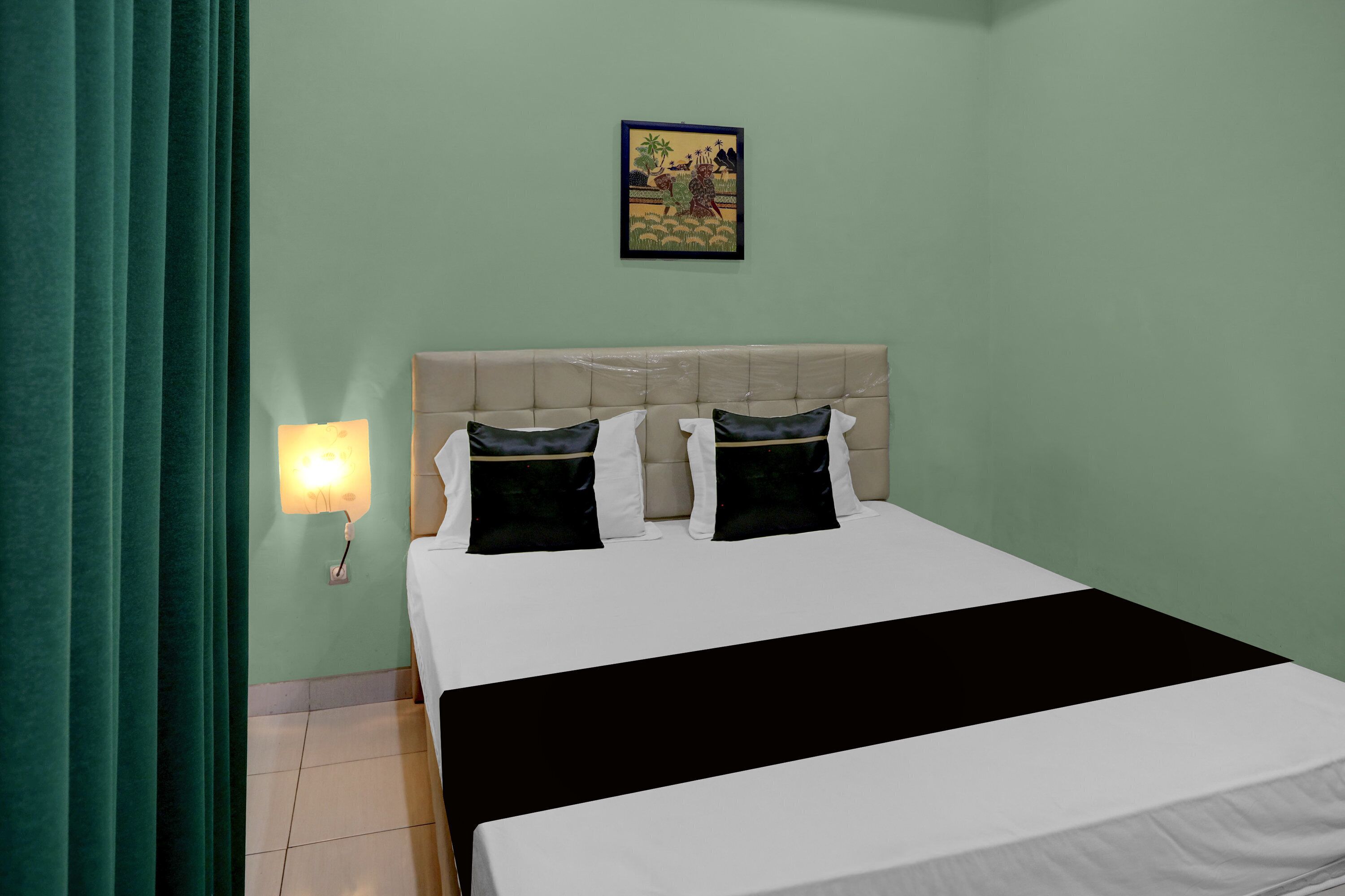 Deluxe Double Room | Free WiFi, bed sheets