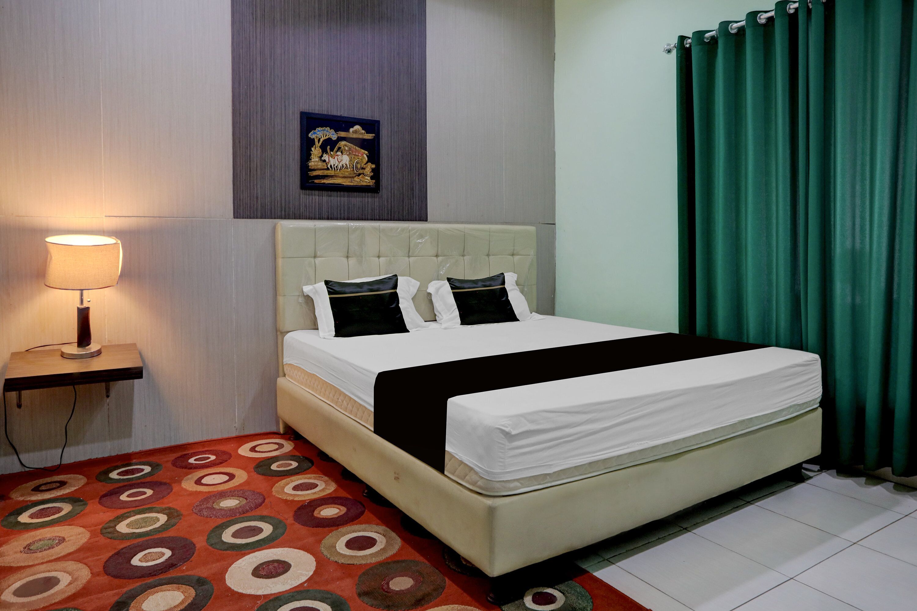 Standard Double Room | Free WiFi, bed sheets