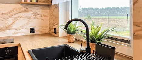 Réfrigérateur, lave-vaisselle