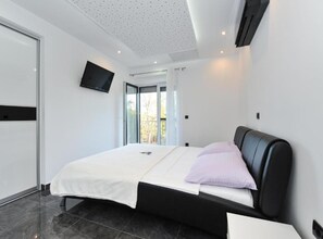 House (Two bedroom Villa with pool) - Adriatic Villa Privlaka With Pool (Privlaka)