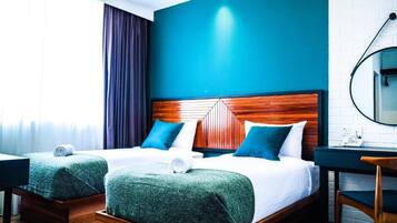 Deluxe Twin Room | Desk, laptop workspace, free WiFi