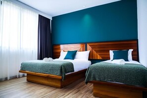 Deluxe Family Room | Desk, laptop workspace, free WiFi - The Journey Hotel Penang (George Town)