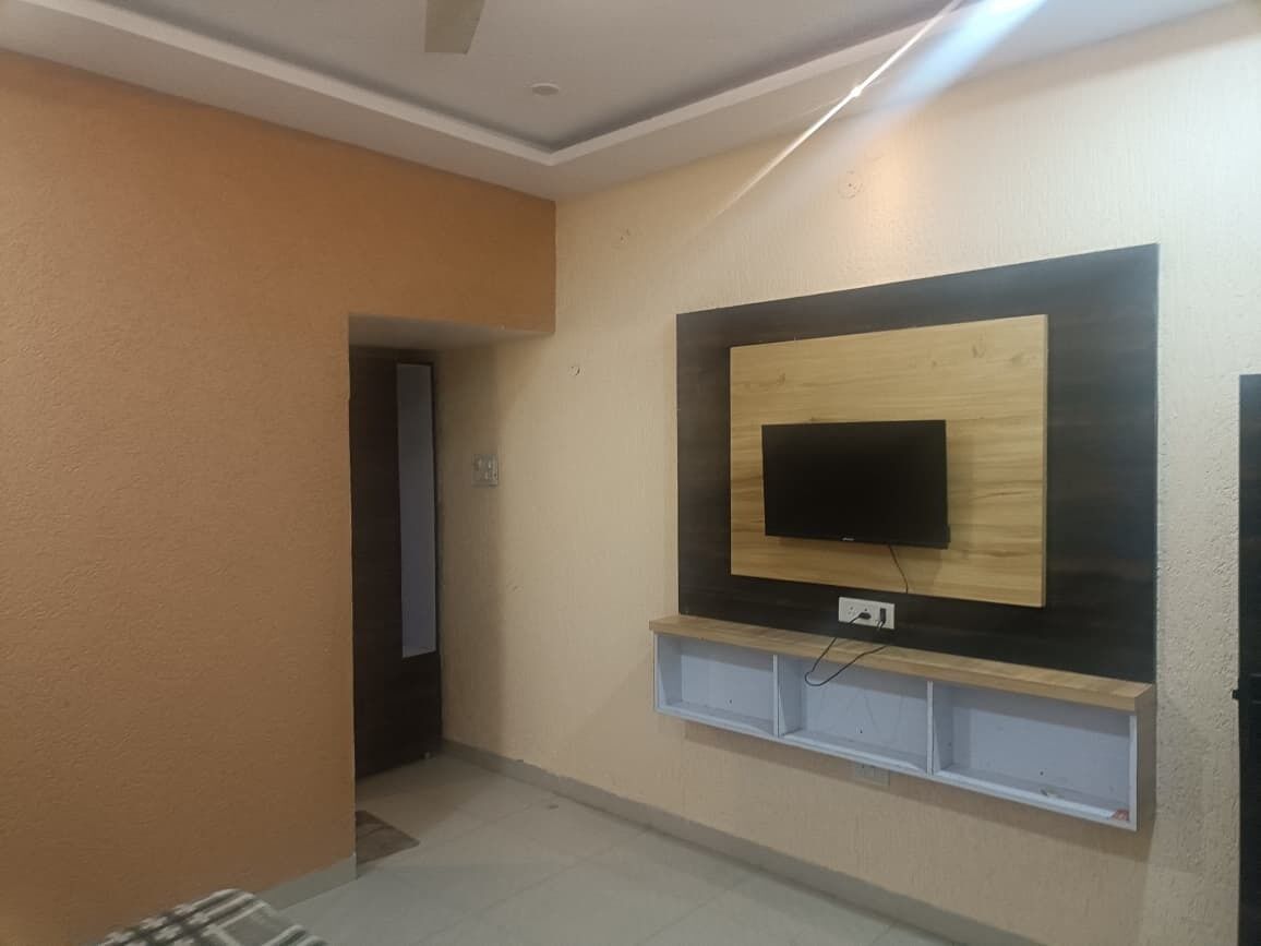 Luxury-Zimmer | Zustellbetten, kostenloses WLAN, Bettwäsche