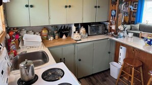 Unclassified image, 3 of 94, button - Stunning Beachfront WEEKLY Rental, On Dazzling N.S.  North Shore Sunset Trail! (River John)