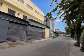 Front of property - Hotel O near Ahmad Yani International (Semarang)