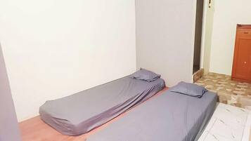 Wifi gratis y ropa de cama