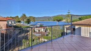Unclassified image, 2 of 16, button - RESIDENZA COLOMBI - TORRETTA (Campo nell'Elba)