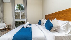 ファミリー ヴィラ プールビュー | デスク、ノートパソコン用作業スペース、WiFi (無料)