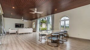 高級別墅, 山景 | 內部