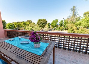 Outdoor dining - Casa Carletti - Le Ghiaie (Portoferraio)