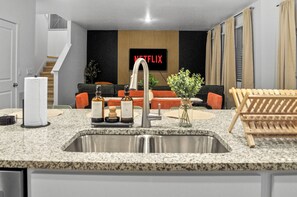 Imagem sem classificação, 2 de 30, botão