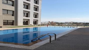 Indoor pool, outdoor pool