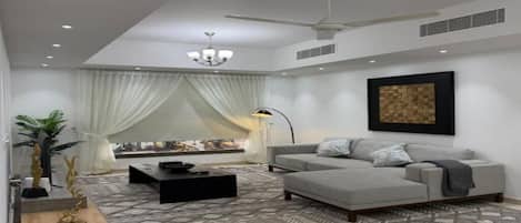 ラグジュアリー アパートメント | 内装