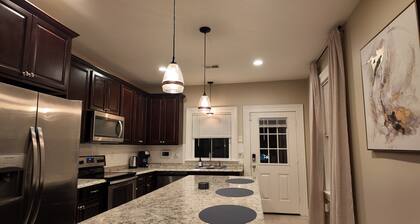 The Italianate Oasis - West End Hartford