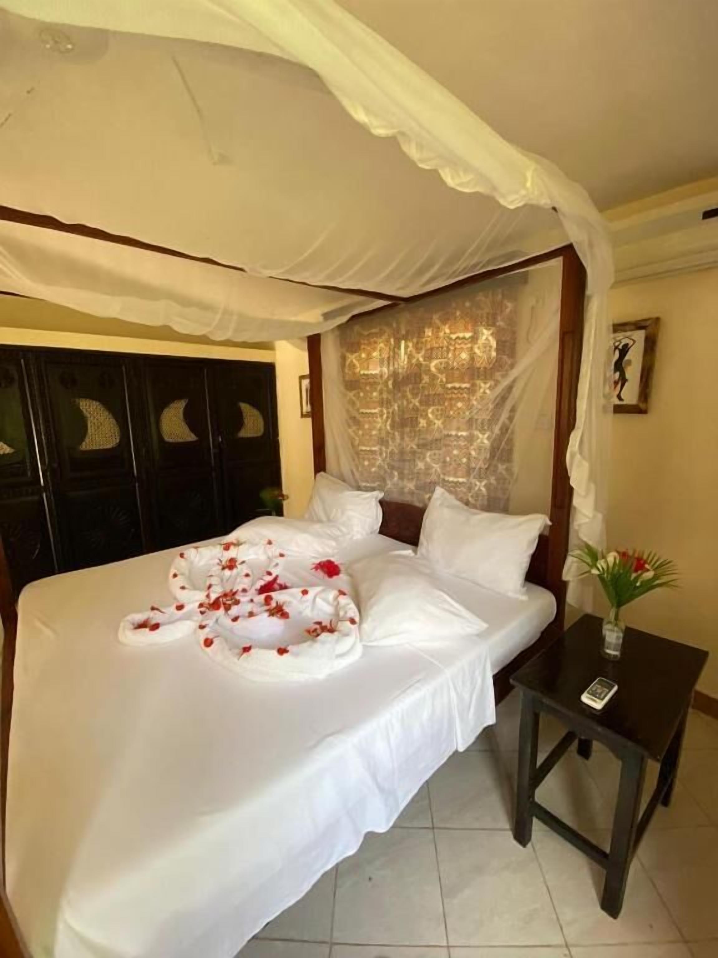 Deluxe Single Room, Balcony, Garden View | Individually decorated, individually furnished, free WiFi, bed sheets