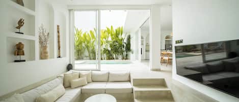 Villa, 2 Bedrooms, Private Pool, Pool View | Living area