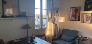 Interior - 2p apartment near Château Grimaldi on the Côte d'Azur (Cagnes-sur-Mer)