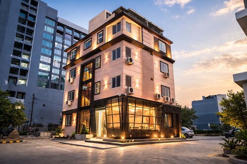 Signum CityScapes SKY Boutique Hotel - Indore