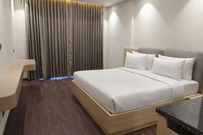 Deluxe Room, City View - Signum CityScapes Indore (Indore)