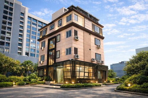 Signum CityScapes SKY Boutique Hotel - Indore