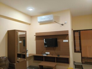 Unclassified image, 3 of 32, button - JR Residency by k hotel (Tiruvannamalai)