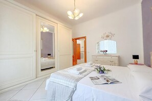 Family Apartment, Multiple Bedrooms (Aliu) - SV - Aliu (Savona)